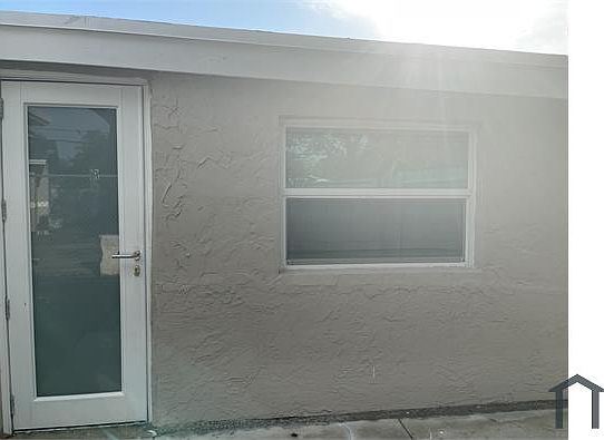 Building Photo 3
