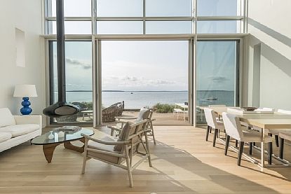 4th image of 75 Peconic Bay Ave