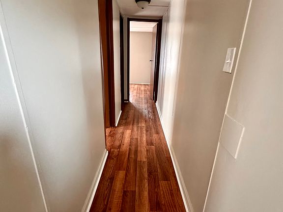 5th image of 111 Ideal Ln