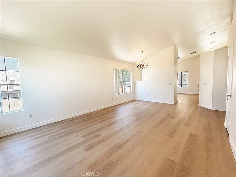 2267 Calle Bienvenida — Photo 4
