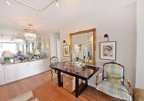 Rented by Peter Ashe | media 7