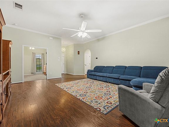 5th image of 1701 Lindsey Dr