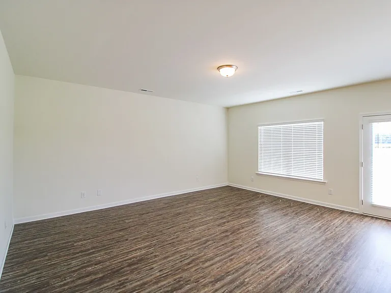 13791 Hill Place Ln — Photo 6