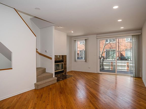 3rd image of 2803 N Wolcott Ave Unit E