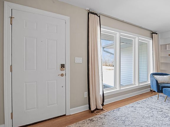 5th image of 3004 Debnam Farm Ln