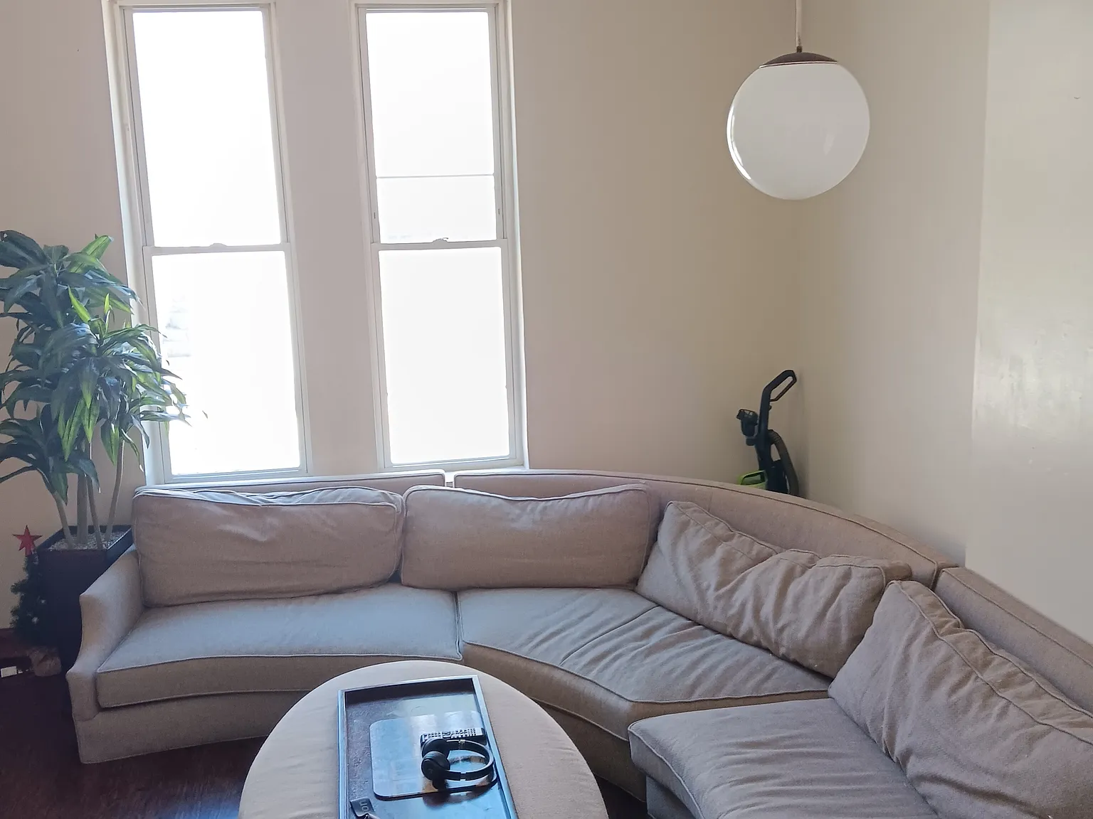 2 bed, 975 sqft, $1,370 — Photo 3