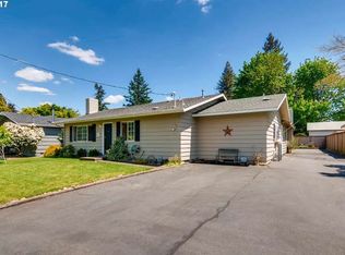 5840 Center St, Gladstone, OR 97027