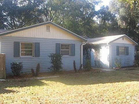 1st image of 39144 Woodland Dr