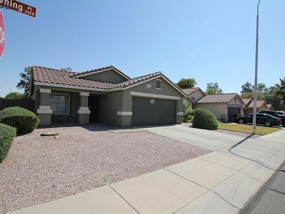 3rd image of 2435 E Browning Pl