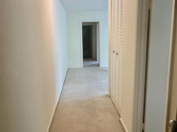 2nd image of 10625 Montrose Ave APT 204
