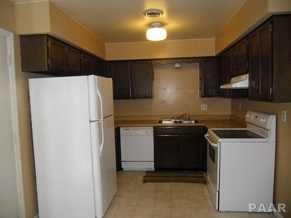 5th image of 3621 N Sandia Dr