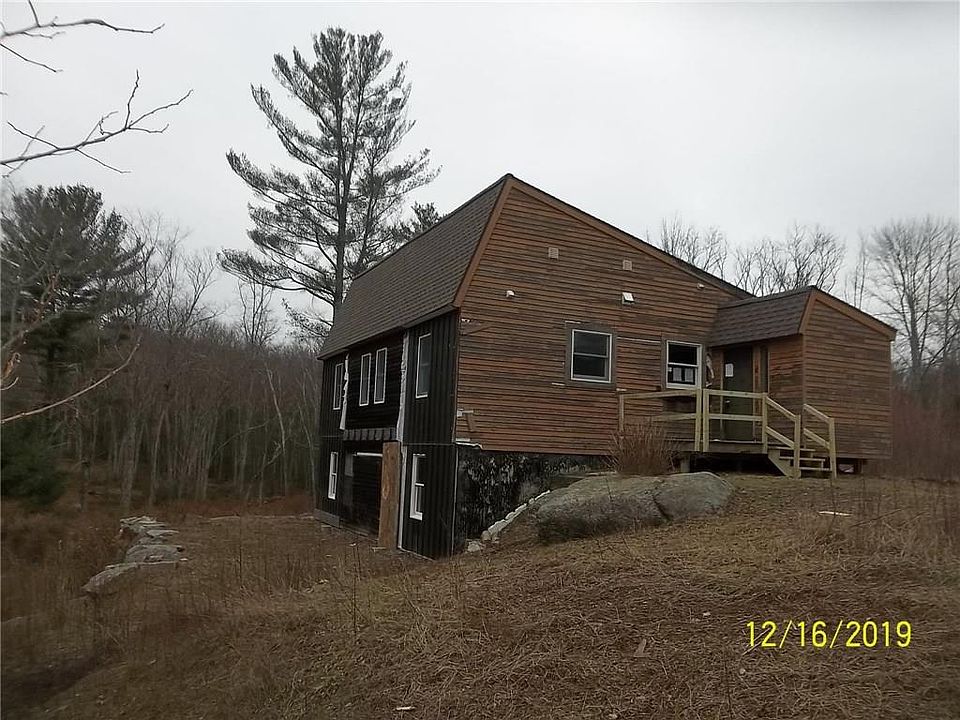 1st image of 1 Barbs Hill Rd