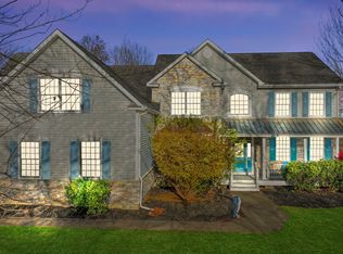 54 Saint Andrews Ln, Hopewell Junction, NY 12533