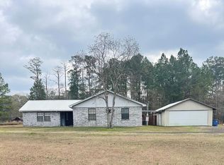 110 Paul St, Zavalla, TX 75980