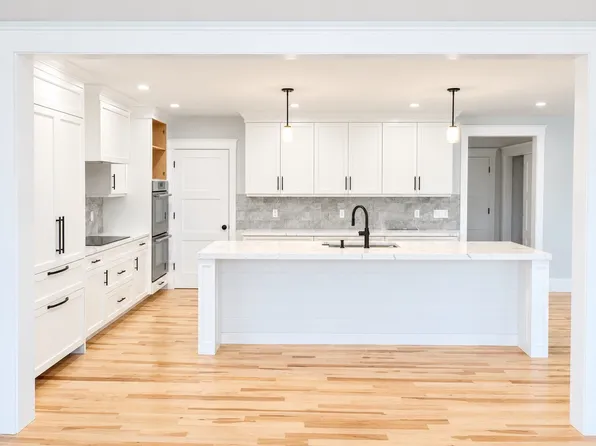 4 Stanwood Point #A, Gloucester, MA 01930