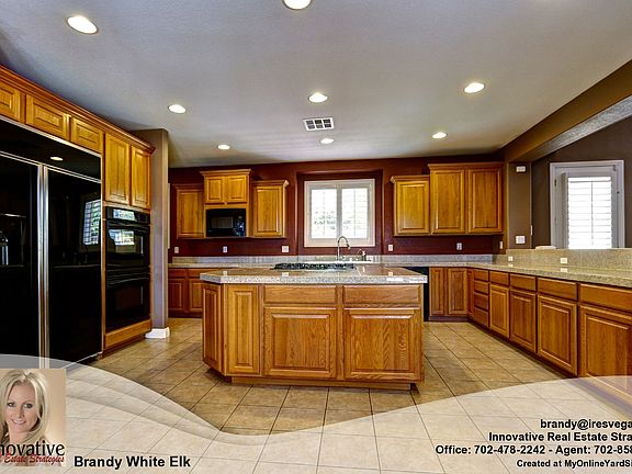4th image of 179 Bartizan Dr
