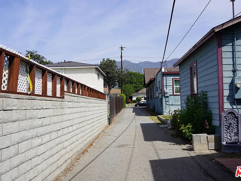 324 E Lime Ave #4 — Photo 23