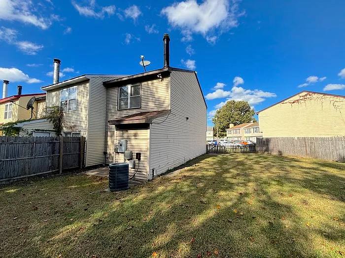 3725 Sugar Creek Cir — Photo 23