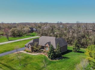 9042 McKendry Dr, Saline, MI