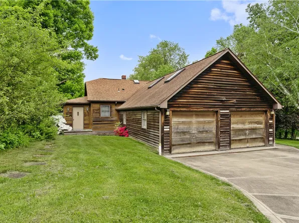 556 Swihart Rd, Mc Donald, PA 15057