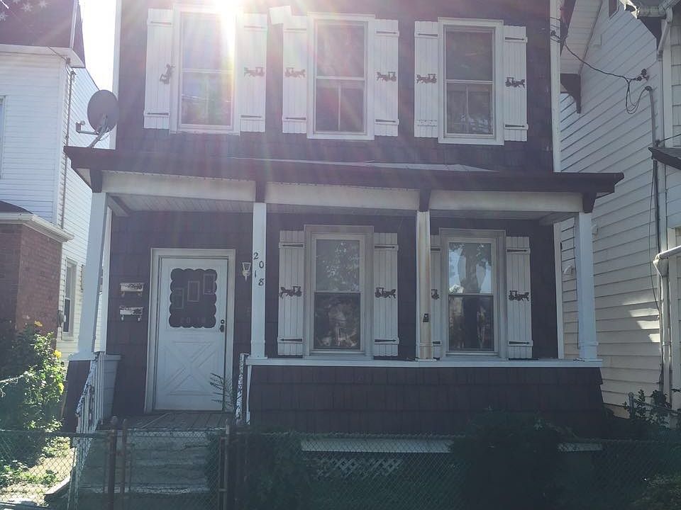 2nd image of 20-18 123rd St