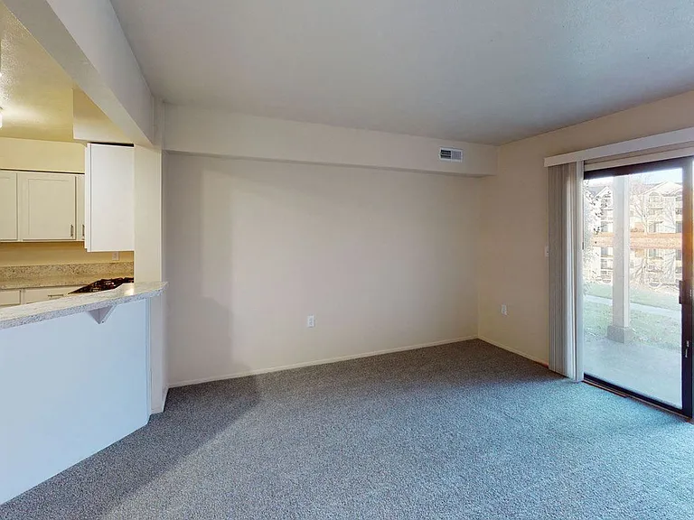 North Pointe Apartments — Photo 52