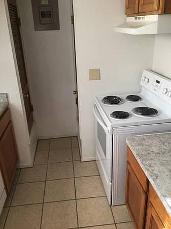 2nd image of 738 Elmwood Ct APT F
