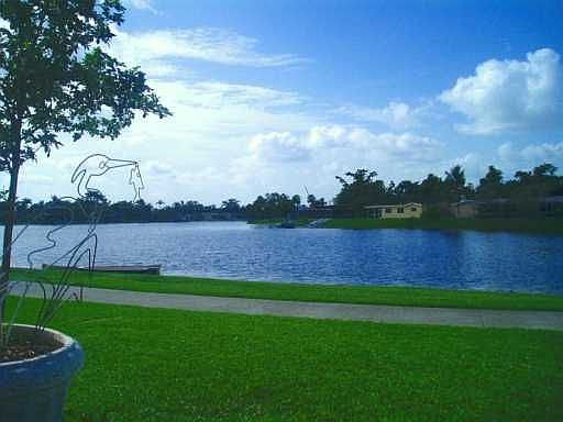 Best Lakeview in Pembroke Pines
