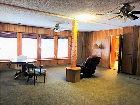 4th image of 530 Bayview Blvd