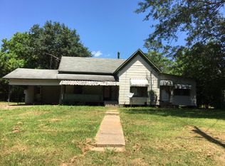 203 W Paulding Rd, Ellisville, MS 39437