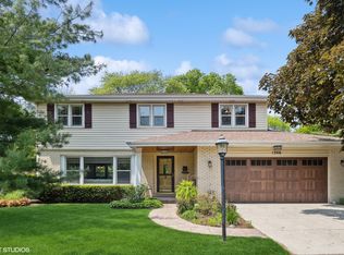 1306 N Belmont Ave, Arlington Heights, IL 60004
