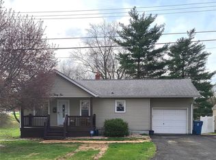 132 Rainbow Dr, Collinsville, IL