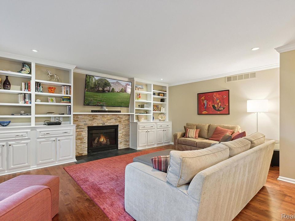 1107 Mountainside Dr, photo 8