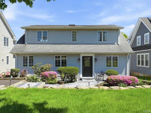 19 Hillside Avenue, Northport, NY 11768