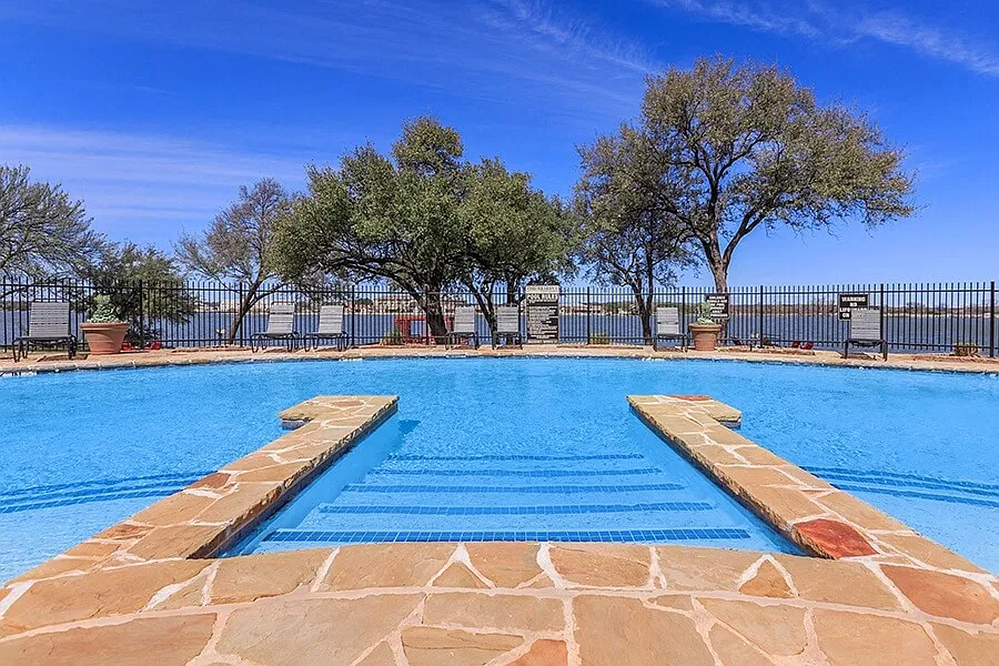 Lakehouse Granbury — Photo 4