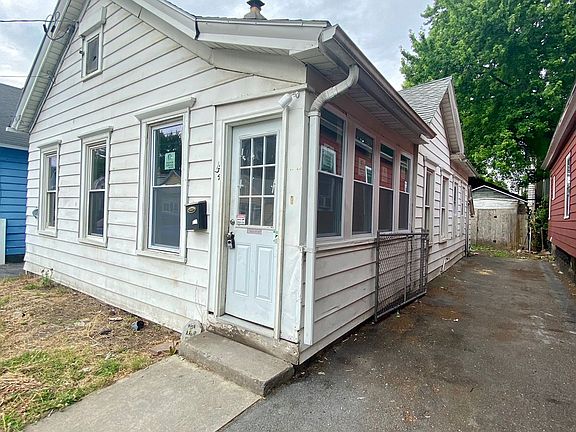 2nd image of 134 Lawrence St #1