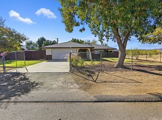 30131 Garnet Ln, Hemet, CA 92543