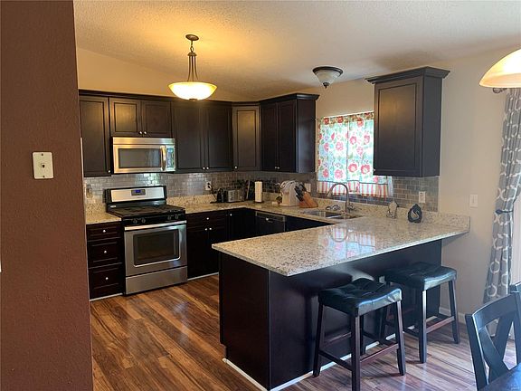 Beautiful updated kitchen!