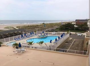 6100 Boardwalk APT 306, Ventnor City, NJ 08406