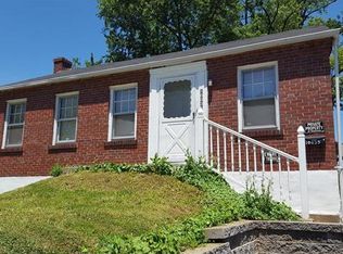 10035 Lackland Rd, Saint Louis, MO 63114