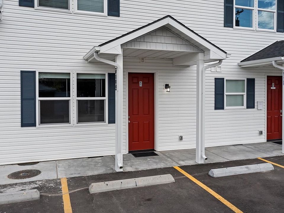 1st image of 104 Davis Ave #1