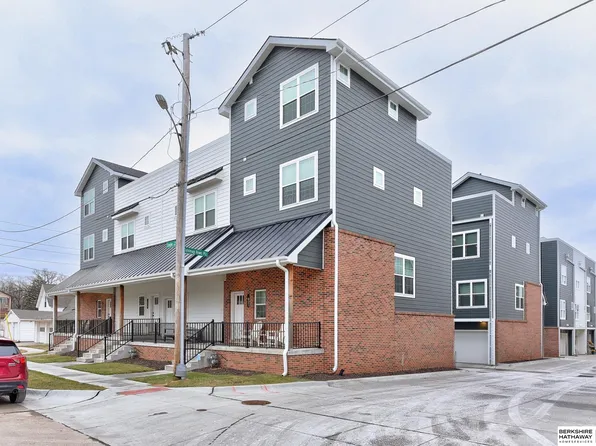 1909 Dahlman Rows Plz, Omaha, NE 68108