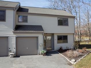 304 Hunters Run, Dobbs Ferry, NY 10522