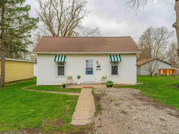 410 N Marion St, Mount Pulaski, IL 62548