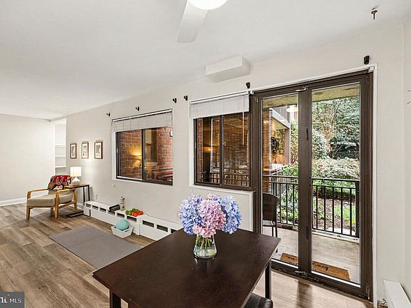5th image of 2325 42nd St NW APT 220
