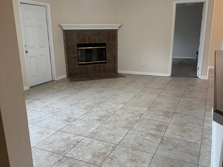 2182 Farm Way — Photo 14