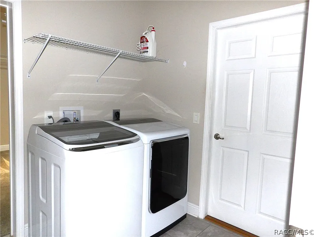 2 bed, 1780 sqft, $2,400 — Photo 4