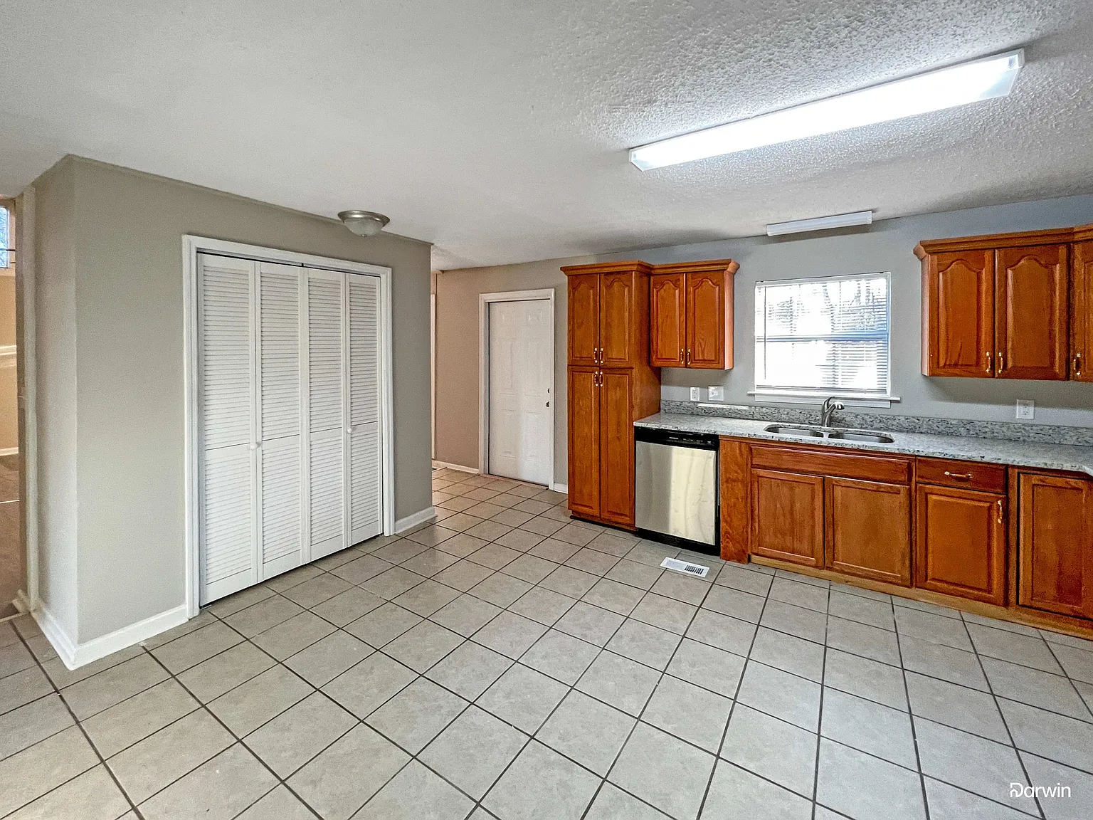 4 bed, 3.0 bath, 1542 sqft, $1,895 — Photo 1