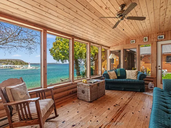 36 William St, Northern Bruce Peninsula, ON N0H 1W0