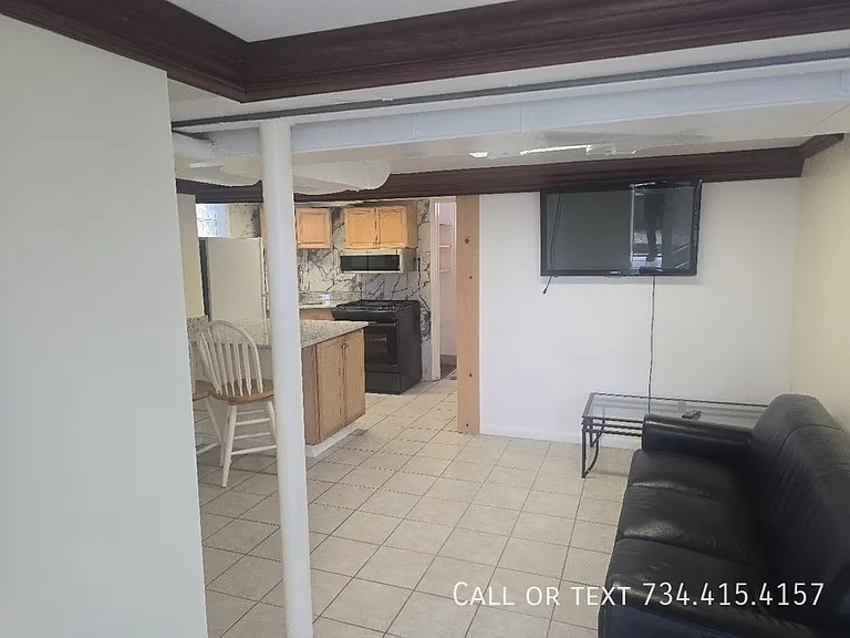 707 S Division St #1 — Photo 20